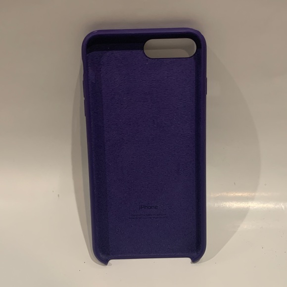 Genuine Apple iPhone 7/8 Plus Silicone Case Purple - Picture 5 of 6